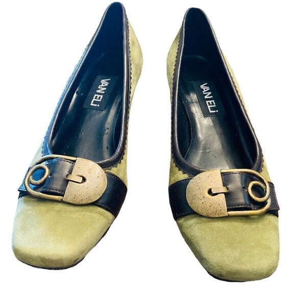 Vaneli Green Suede Pumps Antique Gold Buckle,Chocolate Tr… - Picture 10 of 10